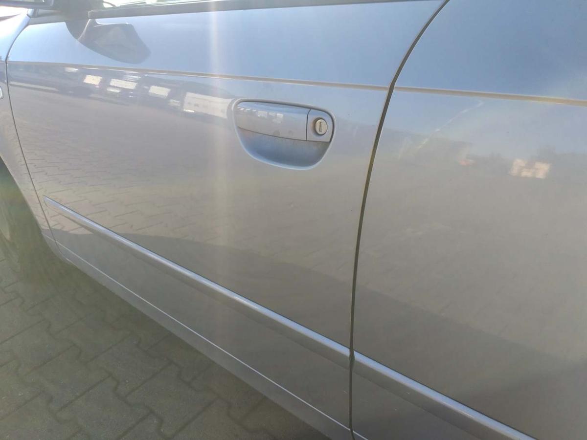 Audi A4 8E B7 original Tür vorn links LY7H Akoyasilbermet. Bj.2005